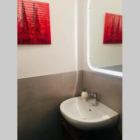 شقة Charming Studio Incl. Parking Around A Park + Lux كولونيا